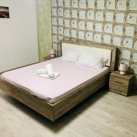 Central Park - Big Apartment - 3 Rooms - Free Parking T5 Temesvár Kültér fotó