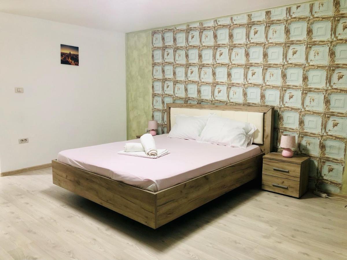 Central Park - Big Apartment - 3 Rooms - Free Parking T5 Temesvár Kültér fotó